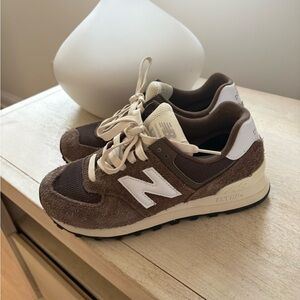 New Balance Chocolate Brown and Cream Sneakers